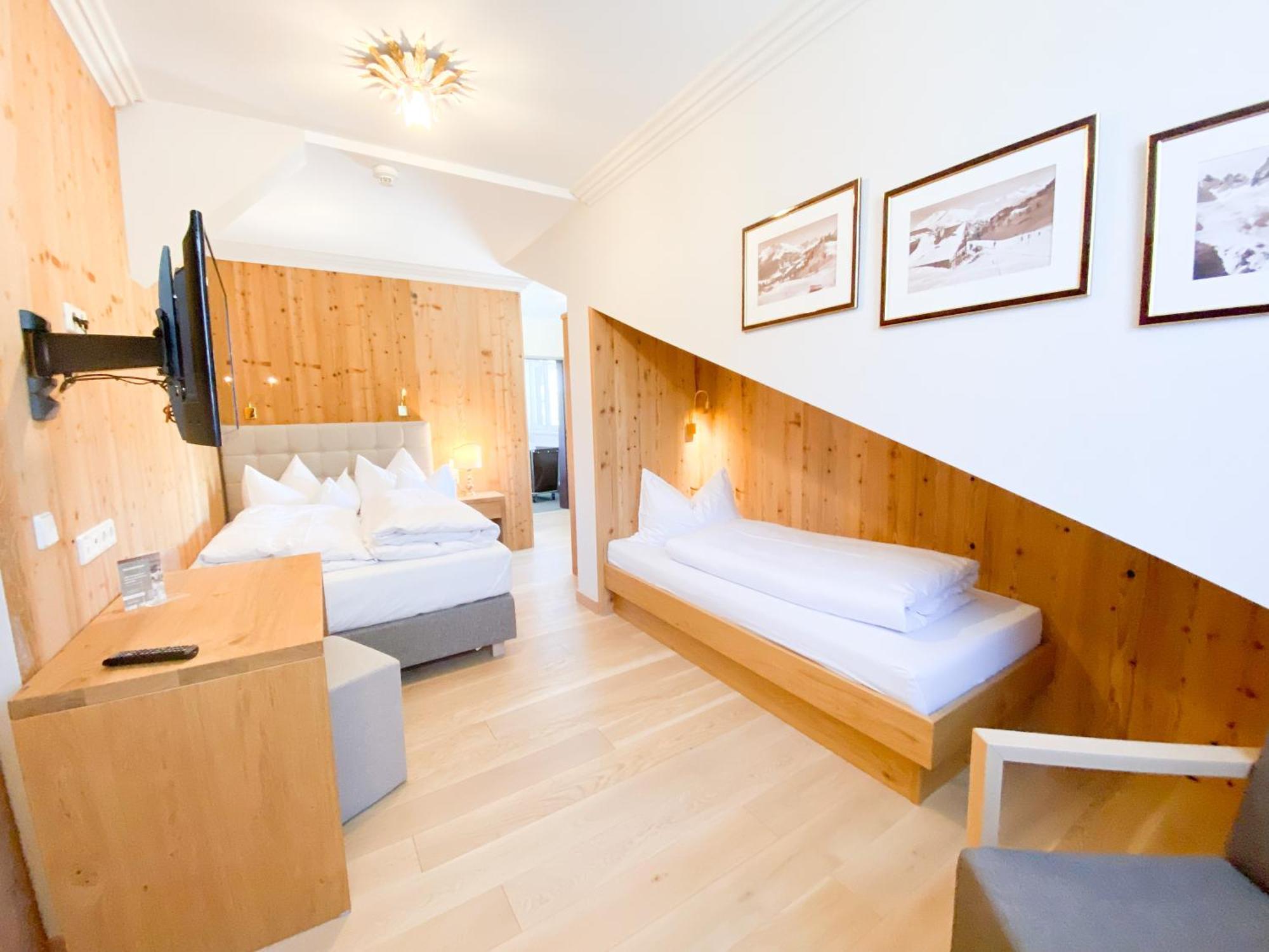 Hotel Steiner Superior โอเบอร์เทาเอิร์น ภายนอก รูปภาพ